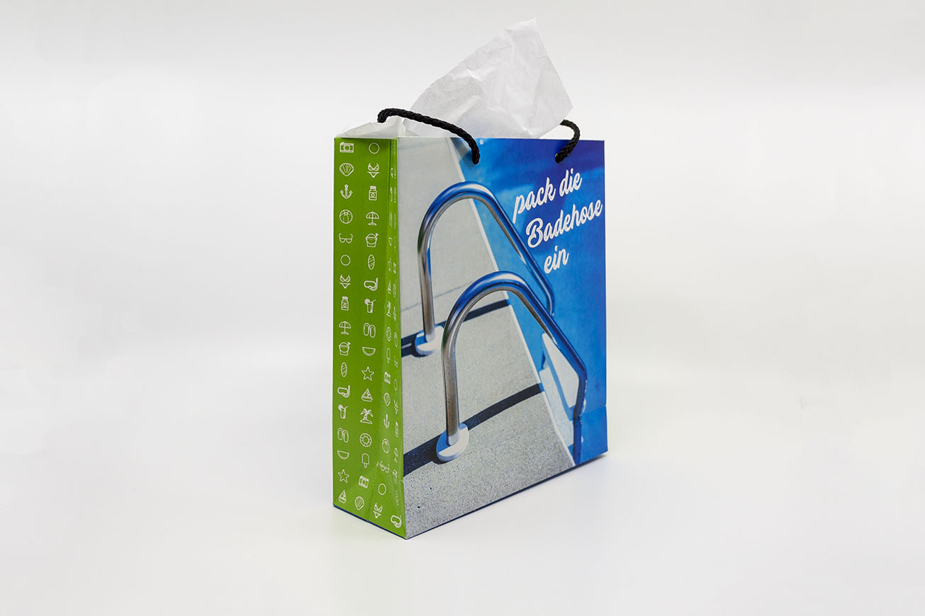 Täschli mit Badespass-Motiv Glanzpapier